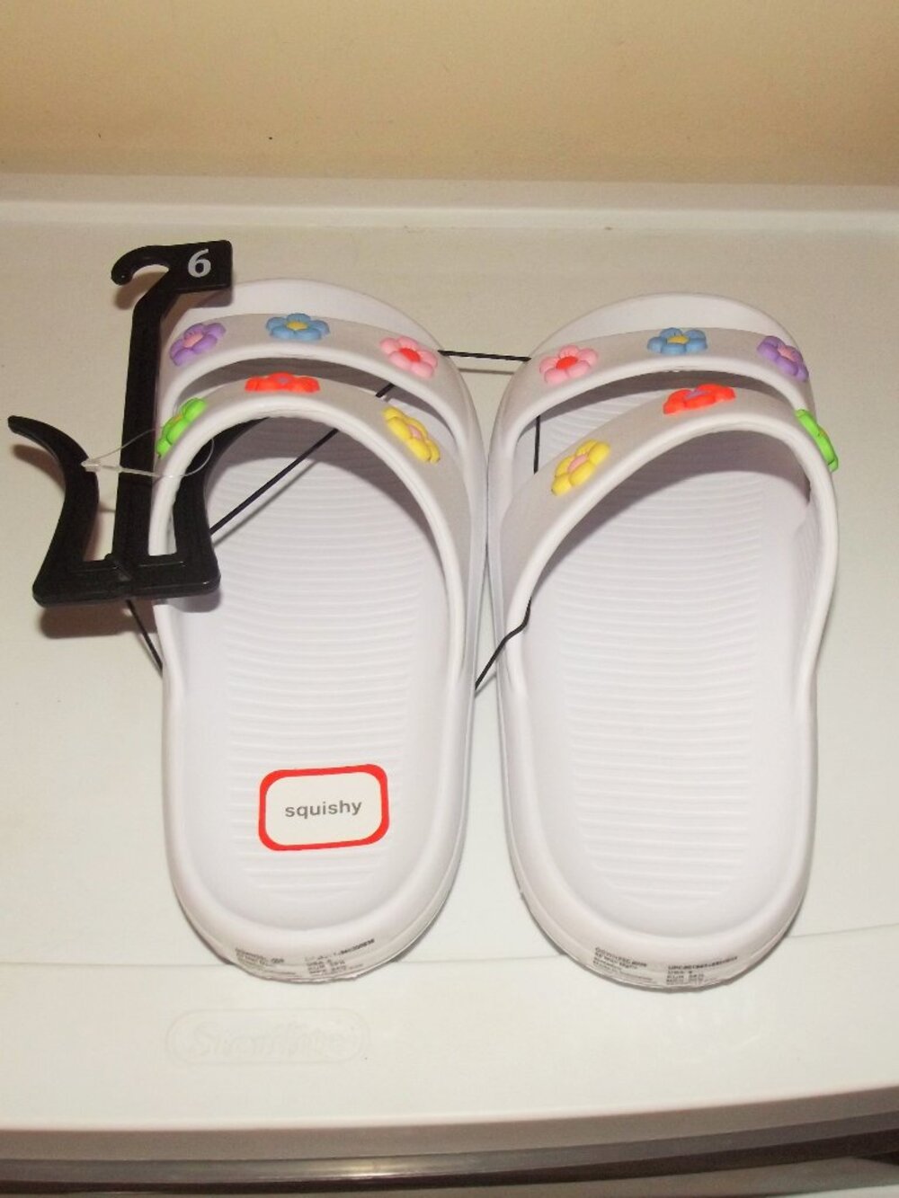 (Squishy) Womens Slides, Sz 6 ---NEW